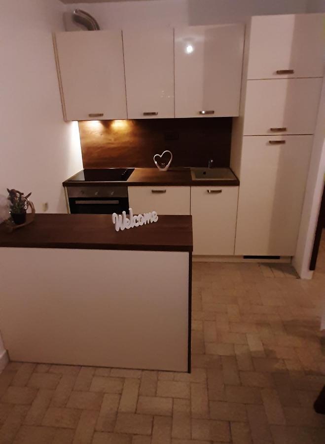 Apartment Krajacic Кърк Екстериор снимка