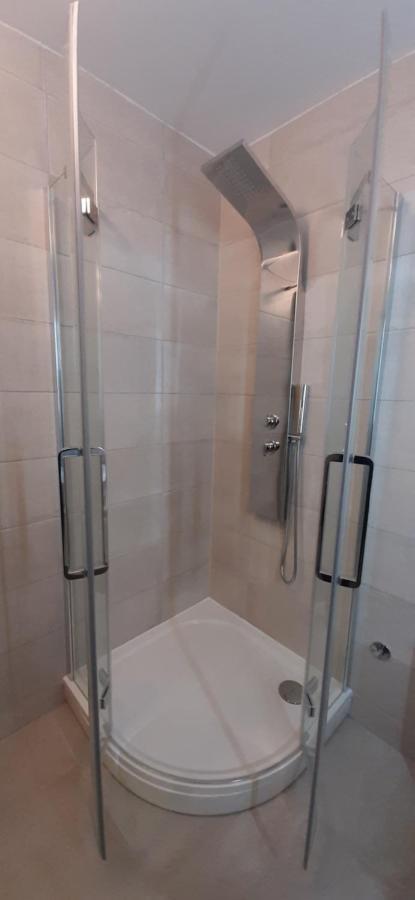 Apartment Krajacic Кърк Екстериор снимка